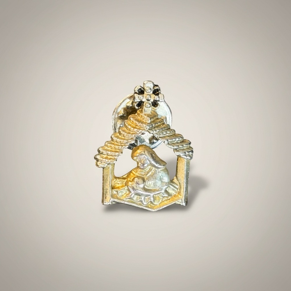 Gold and Silver Nativity Scene Earring